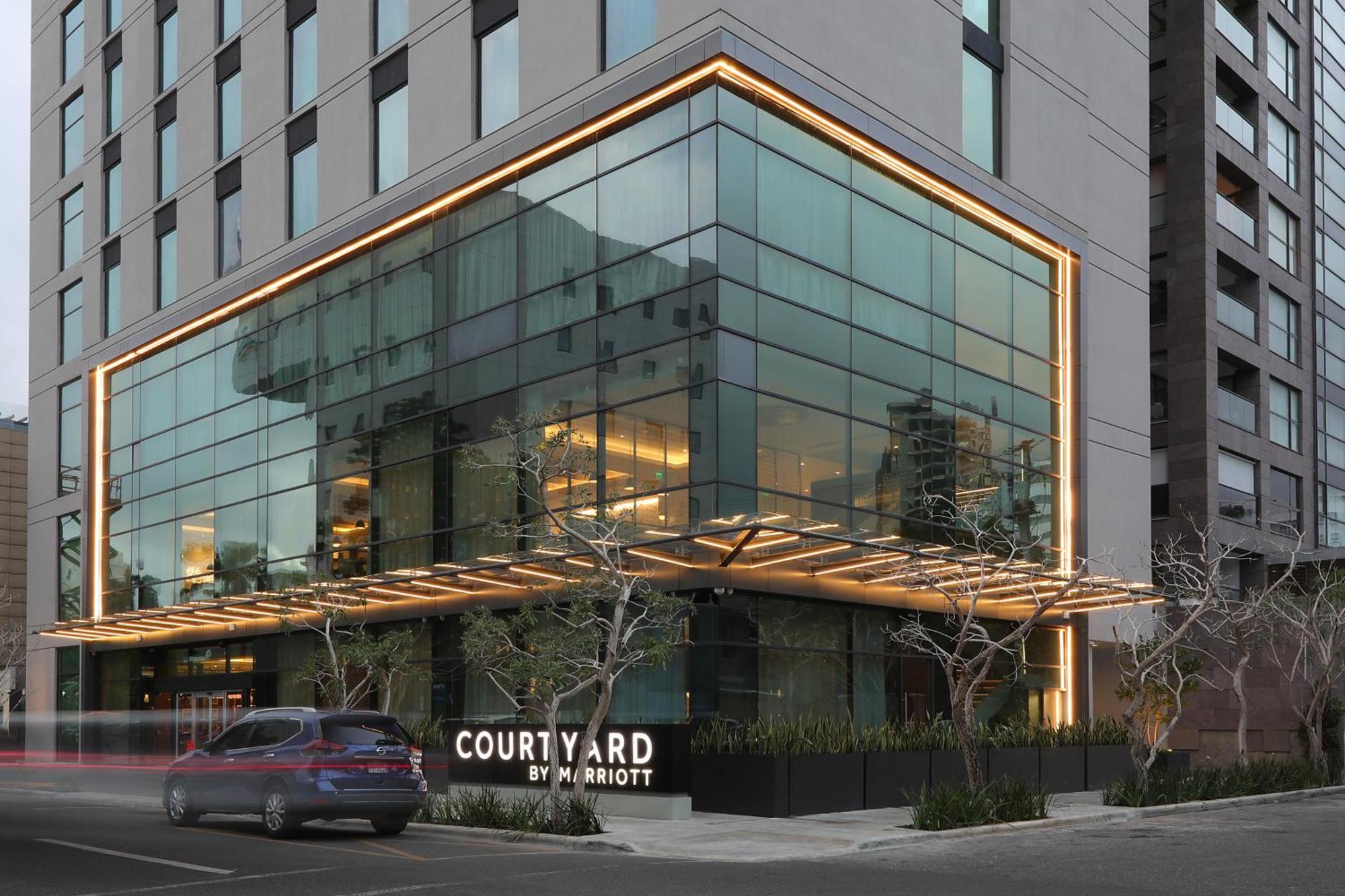 Courtyard By Marriott Santo Domingo Piantini Hotell Eksteriør bilde