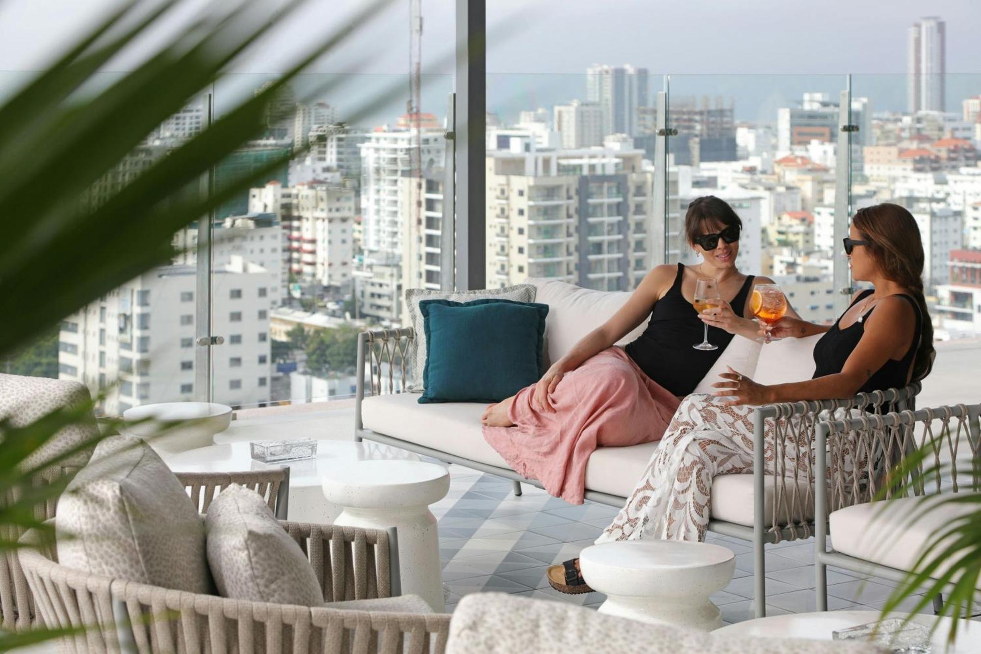 Courtyard By Marriott Santo Domingo Piantini Hotell Eksteriør bilde
